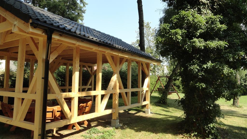 Dom Artusa Ustka Luaran gambar